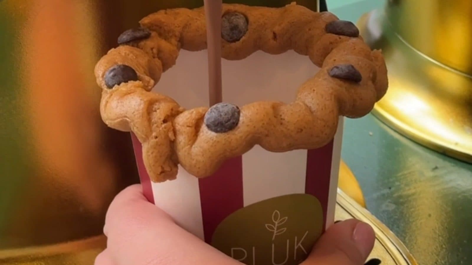 Cookie Dough Hot Chocolate: How a Cafe Builds the Amsterdam Trend