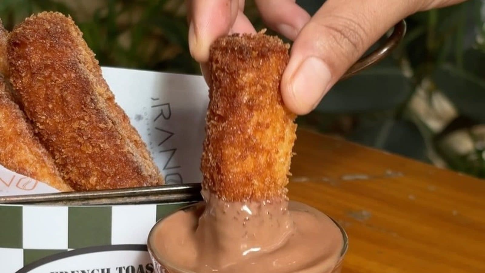 Hot Chocolate Dessert Dip: Serve the Cup With Churros, Croissants and Biscuits